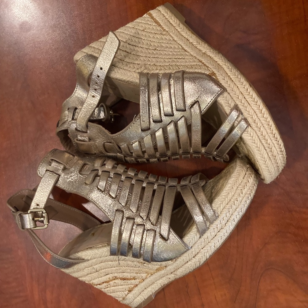 Used Vince Camaro Gold Wedges Heavily Worn